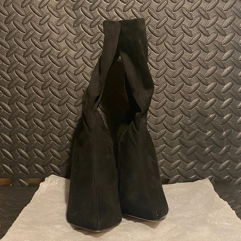 NWOB - EGO Fiona Pointed Toe Stiletto Ankle Boots in Black Lycra – Size 11US/9UK - Picture 6 of 12